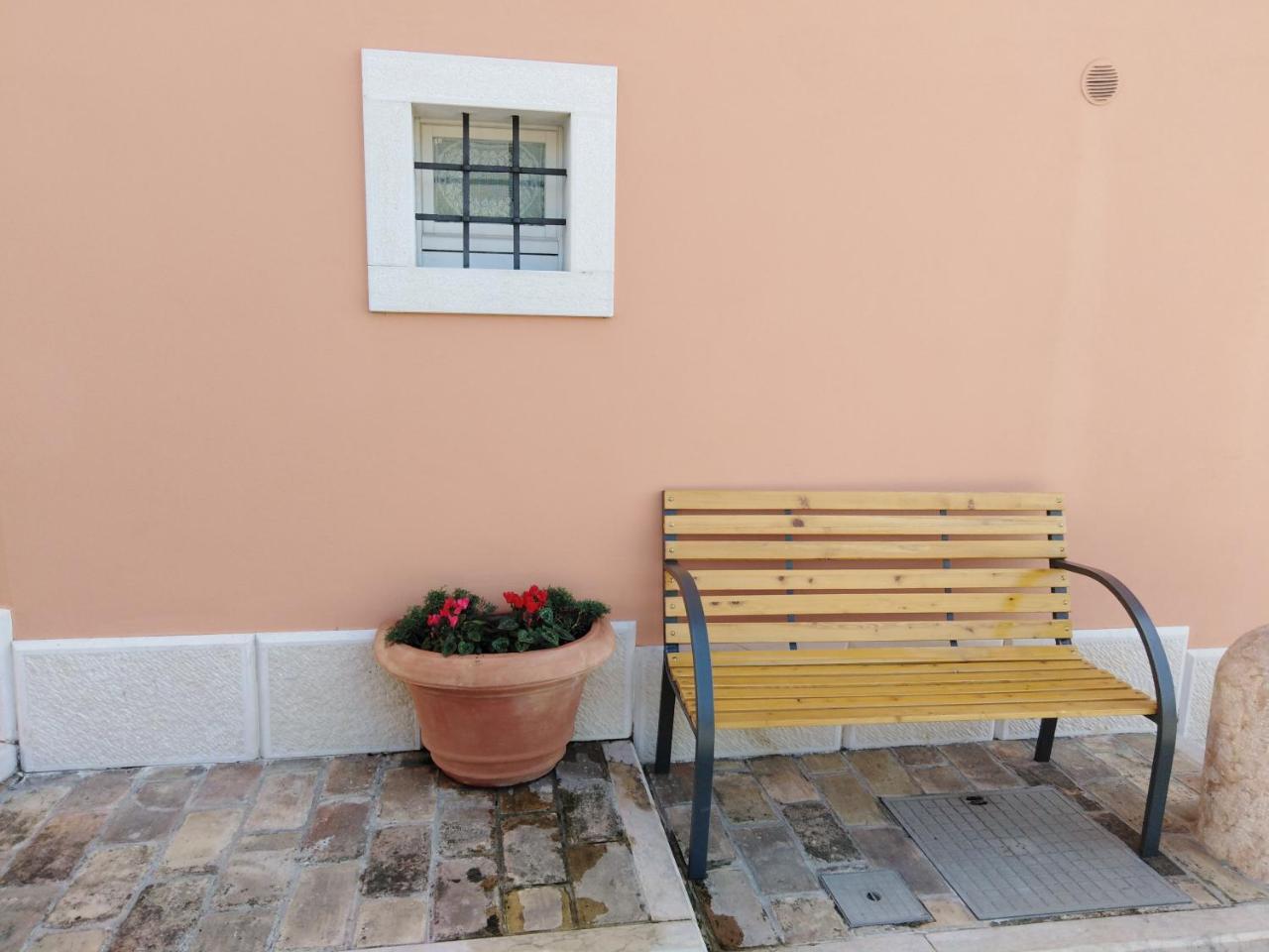 Casa Del Capitello Appartement Caprino Veronese Buitenkant foto