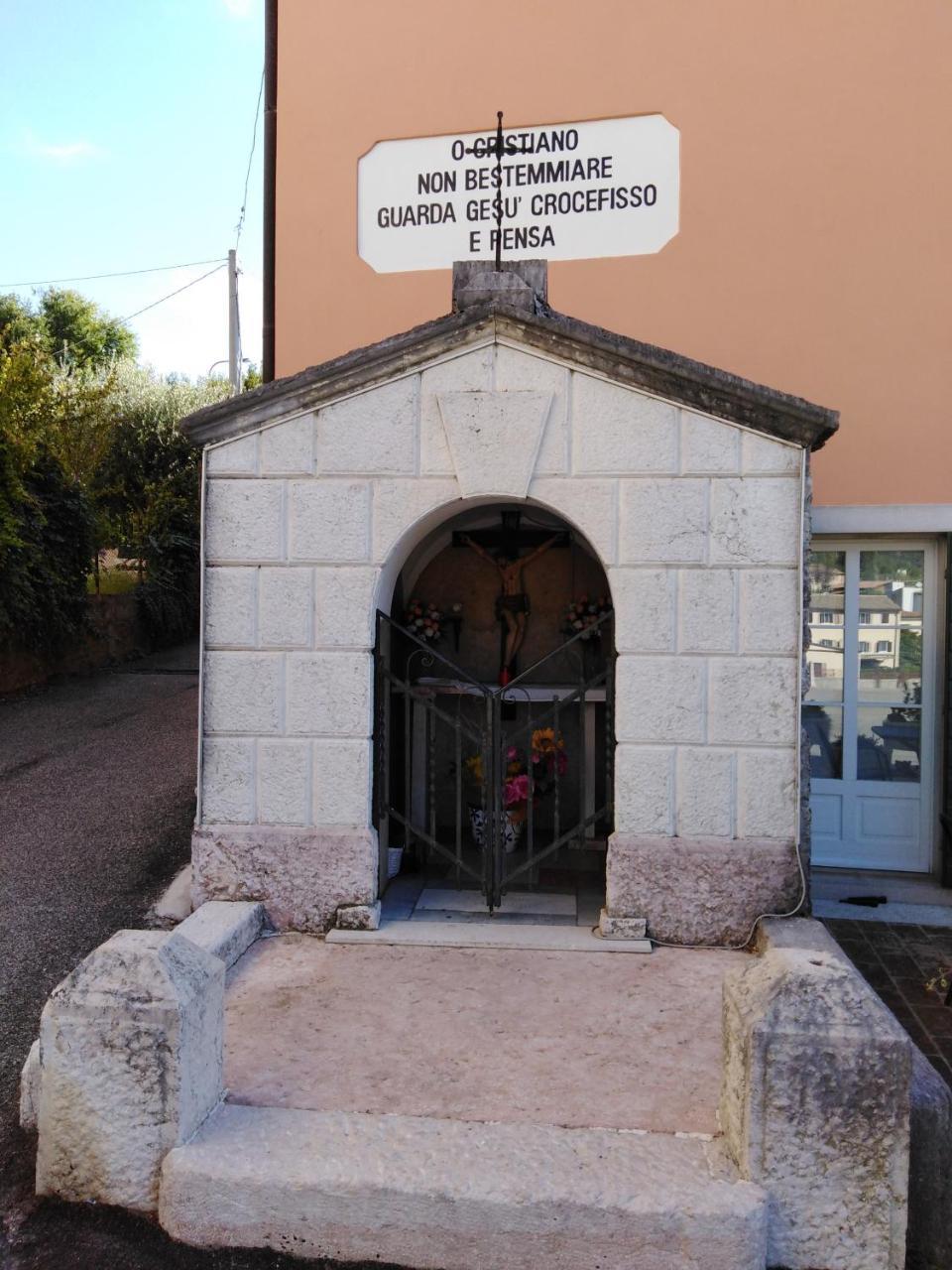 Casa Del Capitello Appartement Caprino Veronese Buitenkant foto
